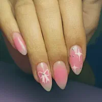 خدمات ناخن و آموزش ناخن