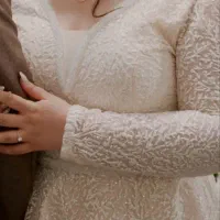 کت شلوار سفید و پیراهن  مناسب برای نامزدی و عقد|لباس|پیشوا, |دیوار