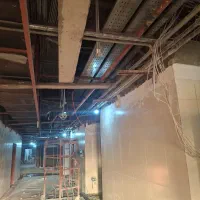 به چند نفر استاد کار و شاگرد جهت لوله کشی ساختمانی