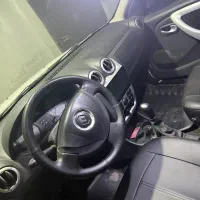 ساندرو دستی مدل۹۵|خودرو سواری و وانت|شیراز, فرهنگ شهر|دیوار