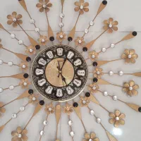 ساعت دیواری