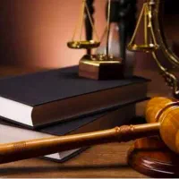 وکیل پایه یک دادگستری با ۱۵ سال سابقه وکالت