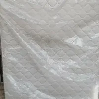 تشک تخت دونفره ۱۶۰در۲۰۰خیلی کم استفاده شده ۳میلیون