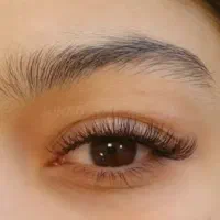 کاشت و اکستنشن مژه