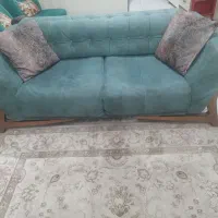مبل ۴ نفره زیبا با چوب گردو نرم ومقاوم خیلی راحت