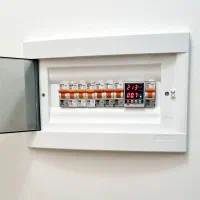 محافظ ولتاژ کل ساختمان تک فاز و سه فاز