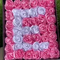 بوکت آبنبات سوپرایزی کنار کادو|گل مصنوعی|میانه, |دیوار