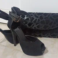 کفش سایز ۳۷