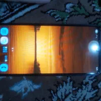 گوشی خوبیه عالیست