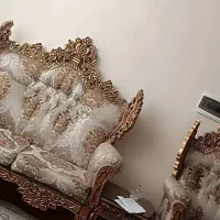 مبل سلطنتی ۷نفره|مبلمان خانگی و میز عسلی|چهاردانگه (تهران), |دیوار