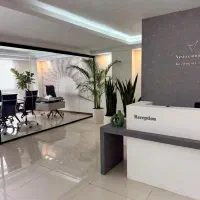 استخدام نیروی خدماتی