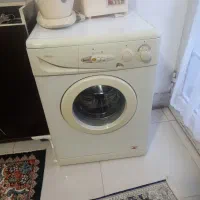 لباس شویی نیازبه تعمیرات داره