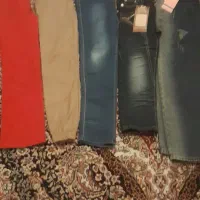 چندتا شلوار  لی  دخترانه  نو بفروش میرسد