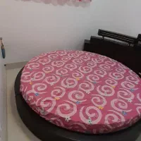 تخت دو نفره  و تشک تخت بسیار راحت