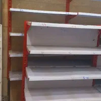 قفسه فلزی و چوبی