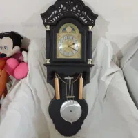 یک عدد ساعت دیواری شیک و سالم ارزون|ساعت دیواری و تزئینی|مشهد, عبادی|دیوار