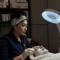 پاکسازی پوست تخصصی،بندرانزلی