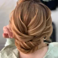 جشنواره شنیون و میکاپ ۸۹۹تومن/کراتین ۱۵۰۰تا۳ تومن
