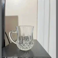 ۱۱عدد استکان سالم فقط یکیش شکسته دو دست بود