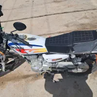 کویر 200cc آکبند در حد صفر