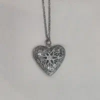 گردنبند لاکت