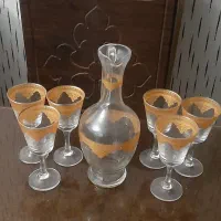 تنگ و ۶ عدد جام