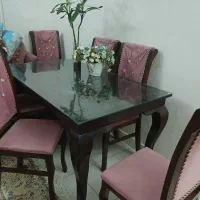 مبل و میز ناهارخوری