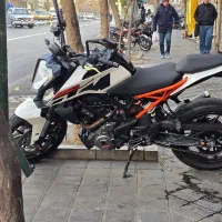 کی تی ام دوک ۲۵۰ ktm duke 250