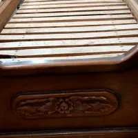 دوعدد تخت یکنفره