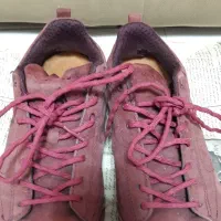 کتونی humtto خارجی سایز۳۷ ۳۶هم میخوره