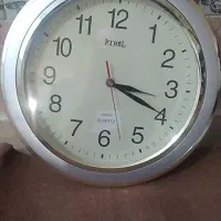 ساعت دیواری