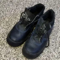 کفش کار|کیف، کفش، کمربند|دهلران, |دیوار