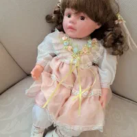 تعدادی عروسک