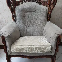 مبل سلطنتی فوری