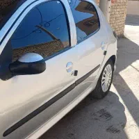 206تیپ دو|خودرو سواری و وانت|شهرضا, |دیوار