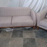 آف نیم ست،میز دارد،بسیارجمع وجور