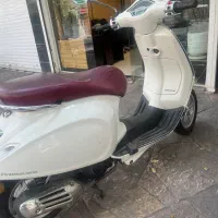 وسپا پریماوا ۱۵۰ بدون رنگ
