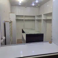 ویترین و قفسه مغازه به همراه میز|فروشگاه و مغازه|بندر گناوه, |دیوار