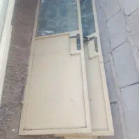 تعدادی درب در حد نو به فروش میرسد به قیمت مناسب|مصالح و تجهیزات ساختمان|ریگان, |دیوار