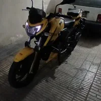 اپاچی ۲۰۰ تکبرگ ۳۸ تا کار