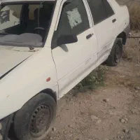 پراید ۹۶ بی رنگ