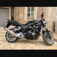 (   CB   1300  )