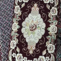 پشتی زرشکی درحد نو نو ۲ ماه کار کرده تازه|پشتی|سنندج, |دیوار