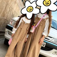 تعدادی لباس دخترانه