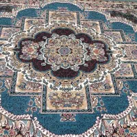 ۲عدد قالی ۶و۱۲متری درحد نو فروشی