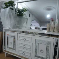 اینه کنسول ومیزتلوزیون سالم