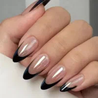 خدمات وآموزش تضمینی ناخن ۱۵۰