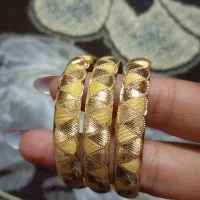 طلا وجواهرات