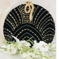 کیف مخمل سوزندوزی نیم گرد