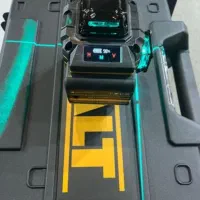 تراز لیزری دیوالت